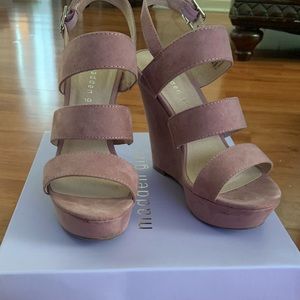MADDEN GIRL Mauve Suede Platforms